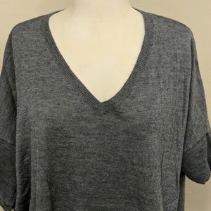 Dark gray v-neck soft sweater wool/cashmere